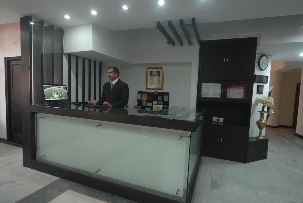 The Komfort Inn Chandigarh Bagian luar foto
