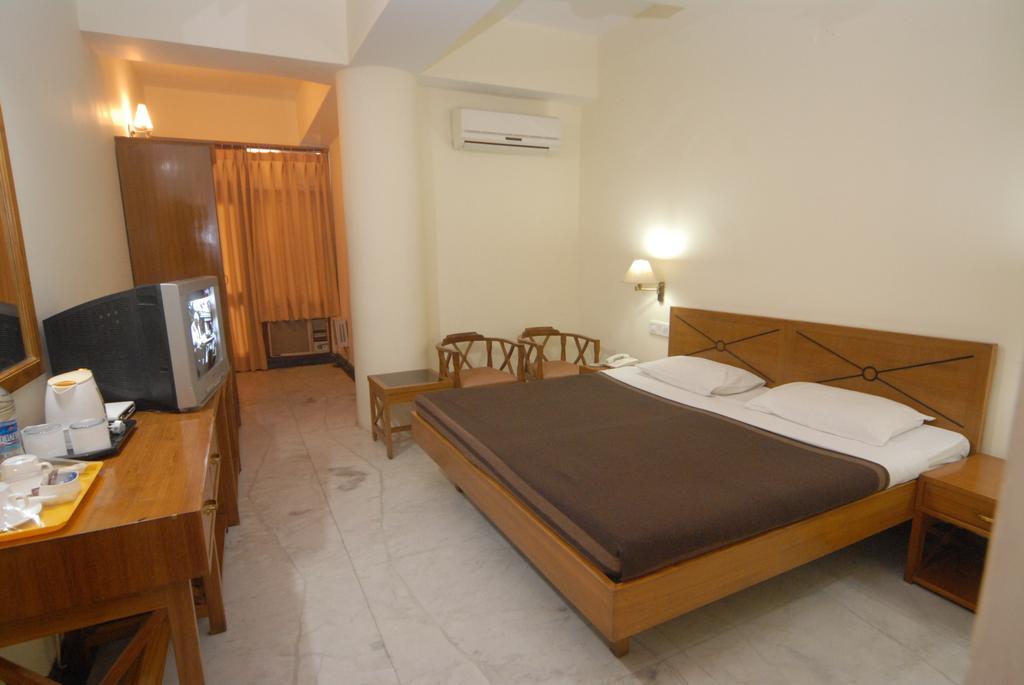 The Komfort Inn Chandigarh Ruang foto