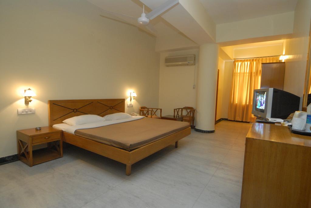 The Komfort Inn Chandigarh Ruang foto
